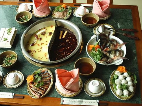 china travel tourists famous spicy hot pot dishes