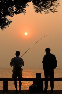 gulangyu fishing at sunset 198x300 Xiamen & Gulangyu Island
