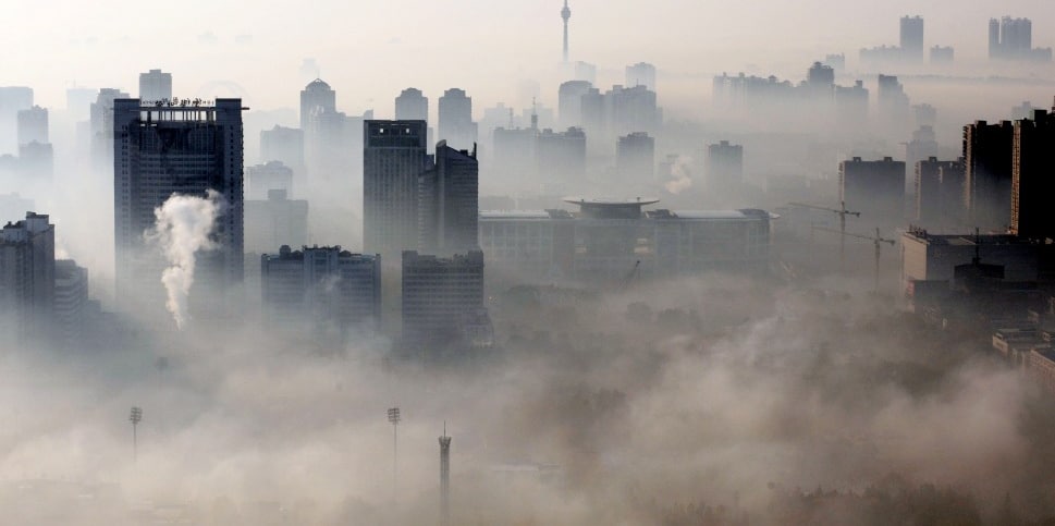 http://www.china-mike.com/wp-content/uploads/2011/04/china-polluted-chinese-city-smog.jpg